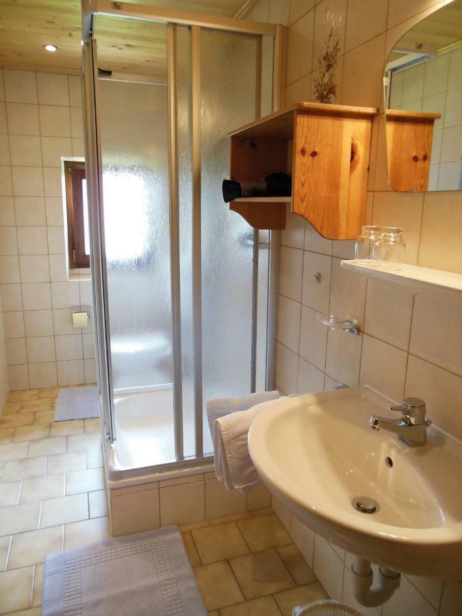 Gaestehaus Gruenbacher كوسن المظهر الخارجي الصورة